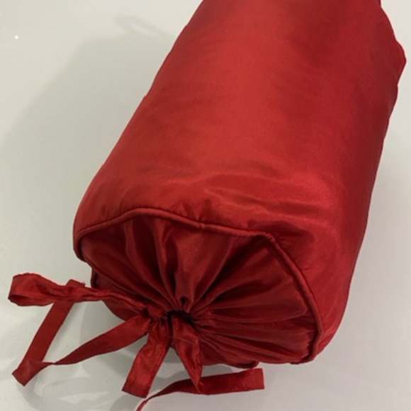 CASHMERE SHAWL WITH SLIPPERS GIFT SET - Picture 3 of 8